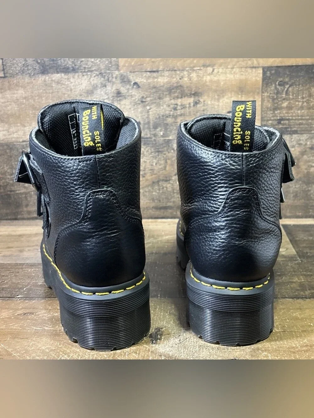 Dr. Martens Devon Heart Black Milled Nappa Platform Ankle Boots Women's Size 10